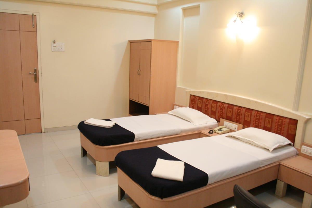 Hotel Sai International Peth  Eksteriør bilde